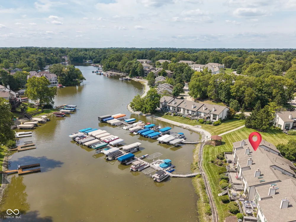 8094 Shorewalk Drive Indianapolis, IN 46236
