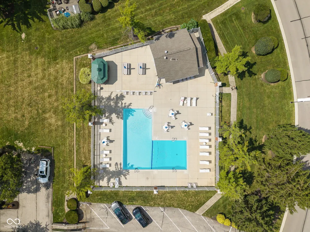8094 Shorewalk Drive Indianapolis, IN 46236