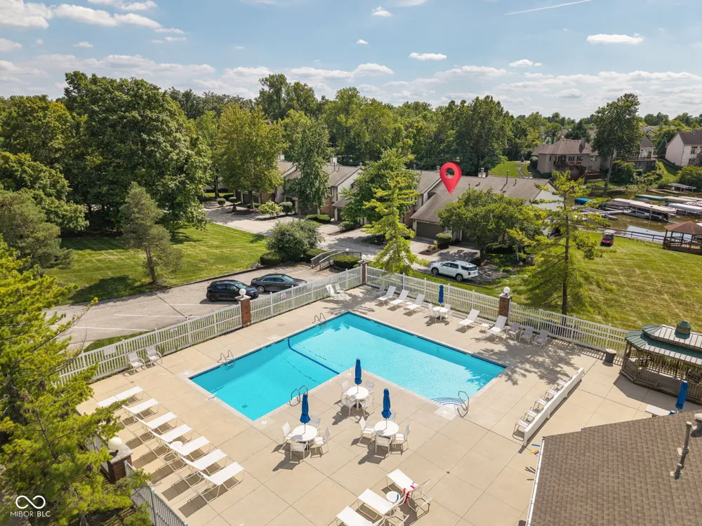 8094 Shorewalk Drive Indianapolis, IN 46236