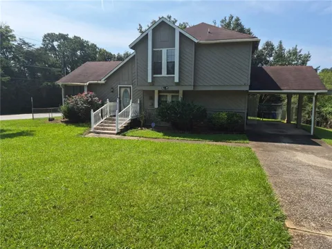 9519 Forest Knoll Drive