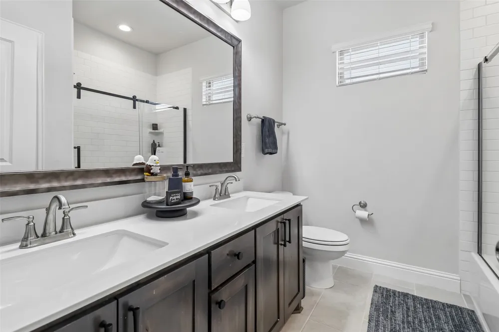 4417 Groundwater Way Midlothian, TX 76065