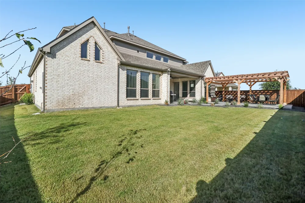 4417 Groundwater Way Midlothian, TX 76065