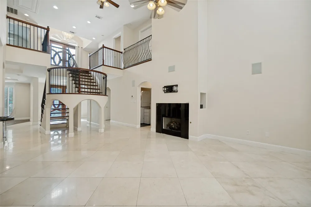 6810 Airline Road University Park, TX 75205