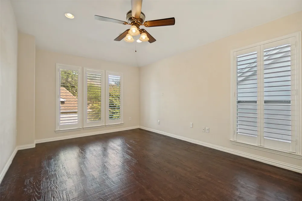 6810 Airline Road University Park, TX 75205