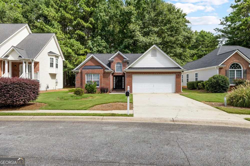 150 Eastfield CT Fayetteville, GA 30215
