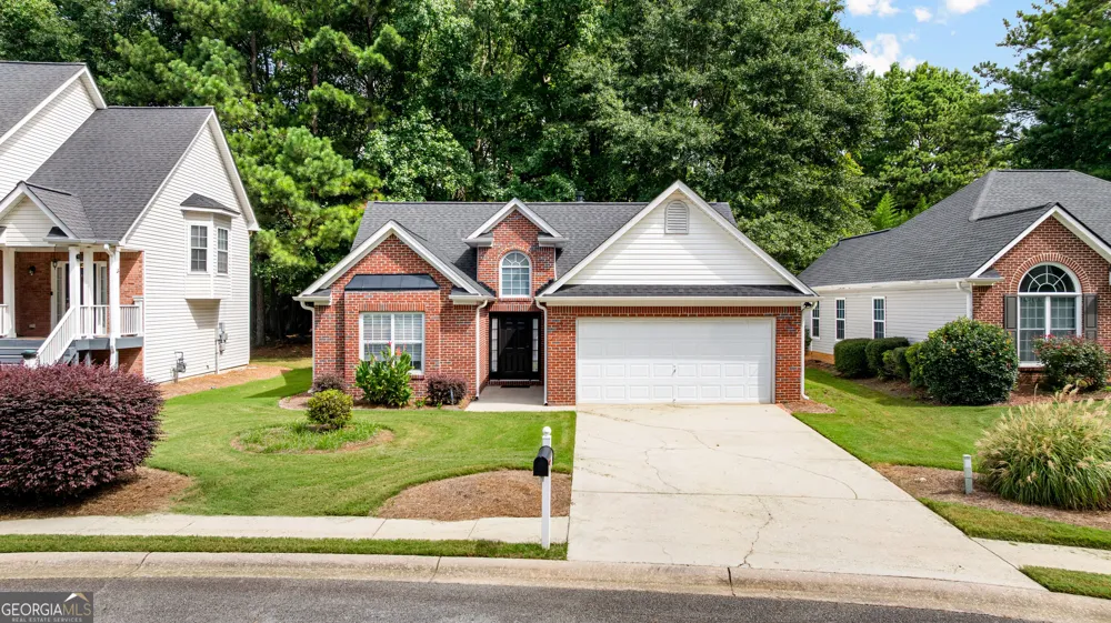 150 Eastfield CT Fayetteville, GA 30215