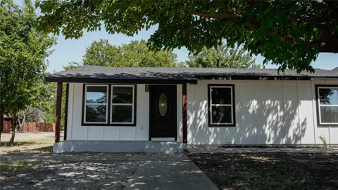 3464 Weber Street