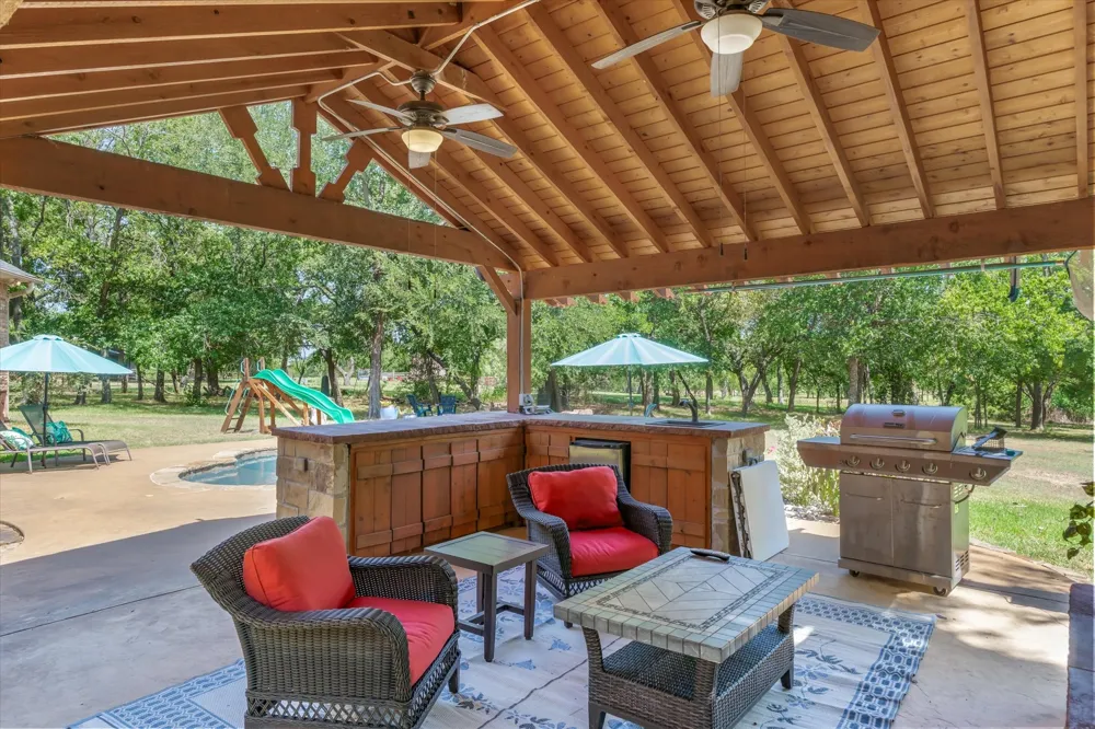 1312 Vz County Road 2624 Wills Point, TX 75169