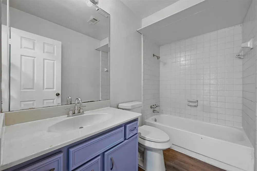 522 Hunters Glen Street Lewisville, TX 75067