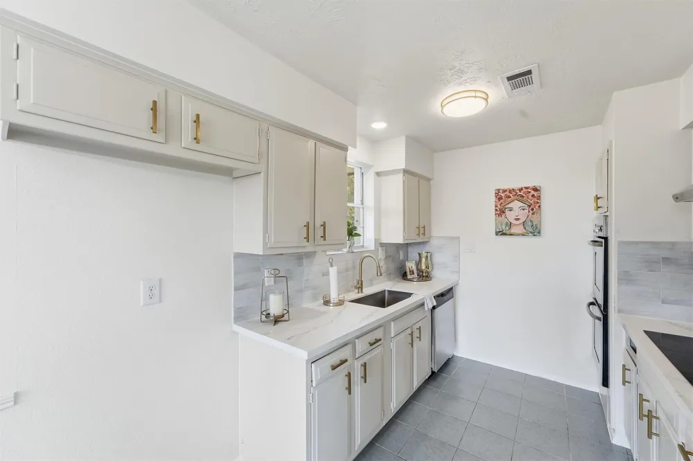6602 Indian Falls Drive Houston, TX 77489