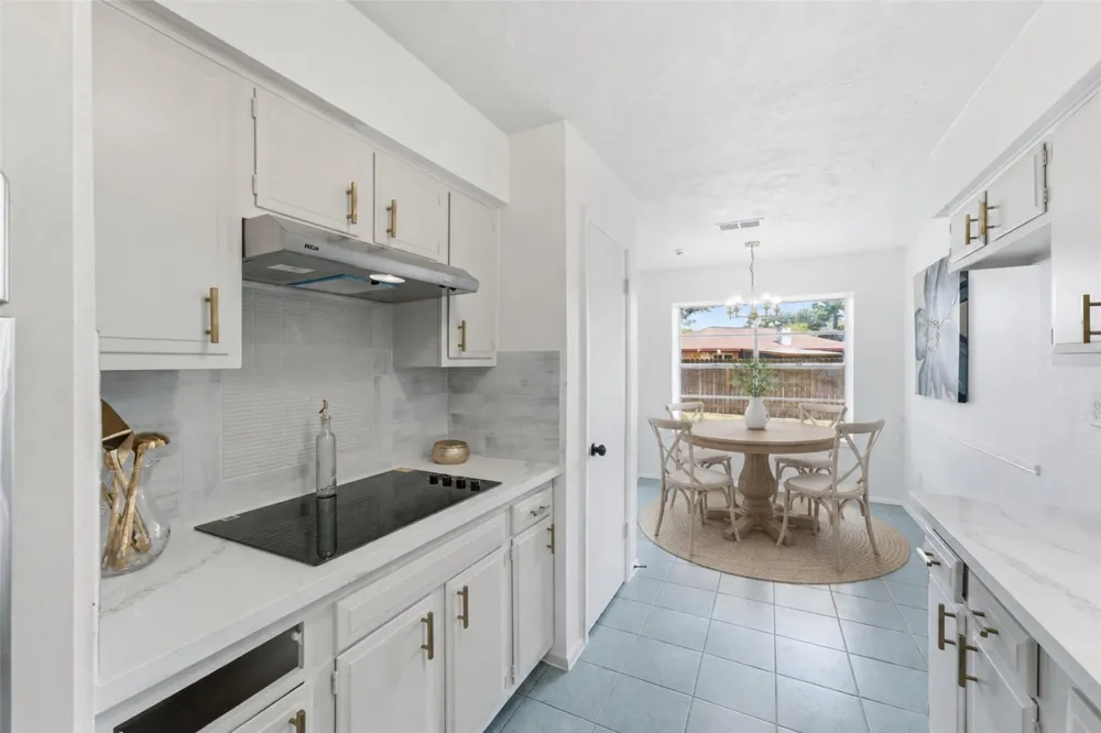6602 Indian Falls Drive Houston, TX 77489