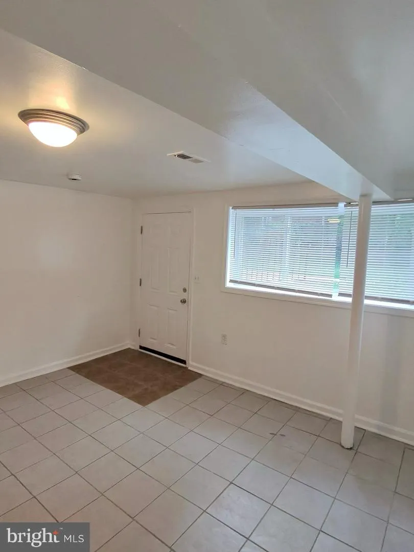407 LEBAUM STREET SE #4 Washington, DC 20032
