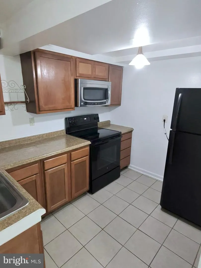 407 LEBAUM STREET SE #4 Washington, DC 20032