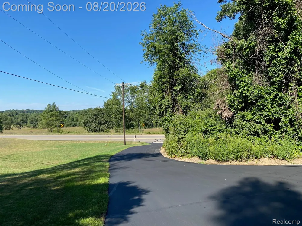 1917 S Milford Road Milford Charter Township, MI 48381