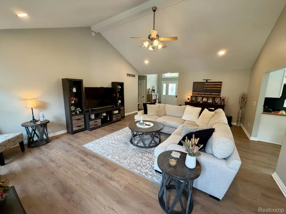3974 Stoney Ridge Drive Fort Gratiot Charter Township, MI 48059