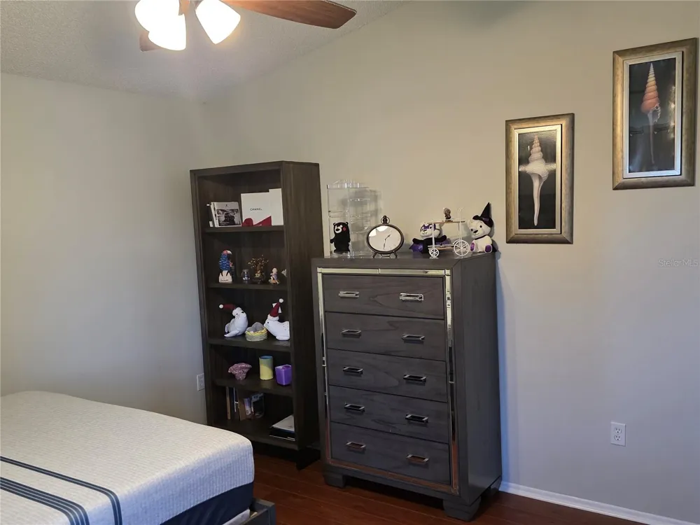 3607 AVENIDA MADERA #B Bradenton, FL 34210