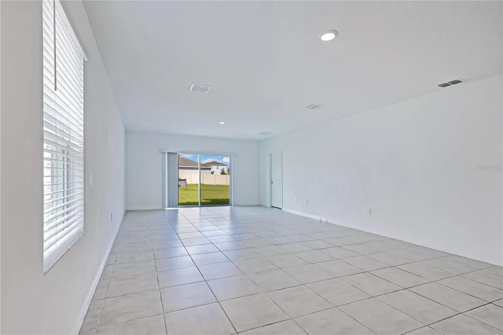 673 TEVIOT ROAD Haines City, FL 33844