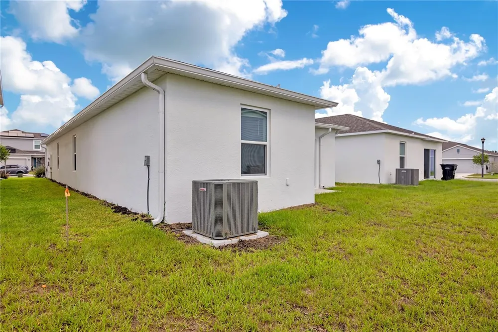673 TEVIOT ROAD Haines City, FL 33844