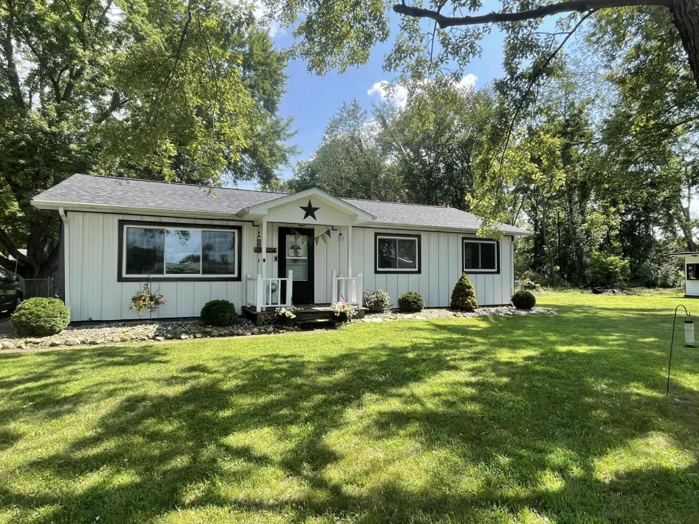 28624 Wilson Drive Dowagiac, MI 49047