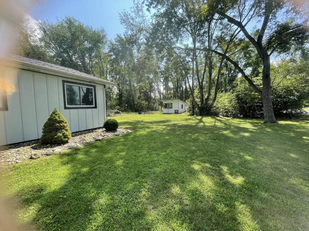 28624 Wilson Drive Dowagiac, MI 49047