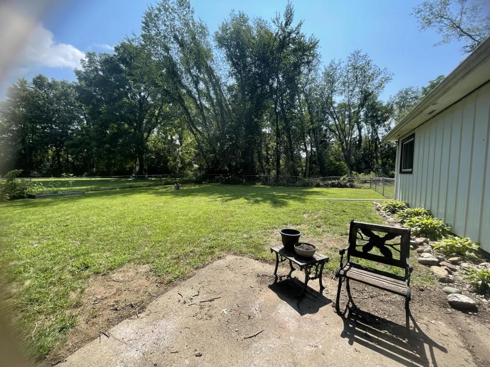 28624 Wilson Drive Dowagiac, MI 49047