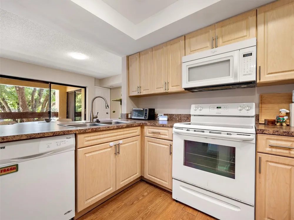 9255 SW 125th Ave #310-R Miami, FL 33186