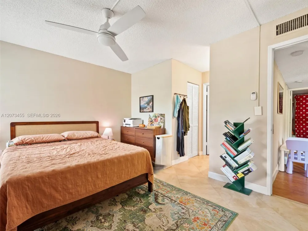 9255 SW 125th Ave #310-R Miami, FL 33186