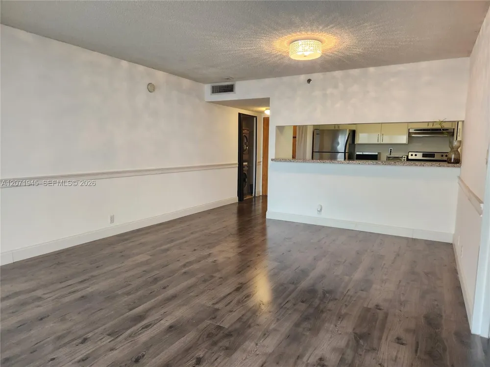 7601 E Treasure Dr #1501 North Bay Village, FL 33141