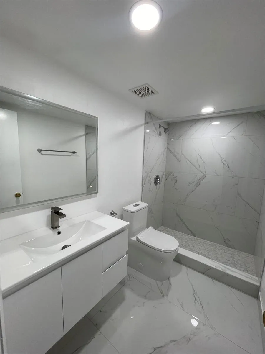 18340 Mediterranean Boulevard #2806 Hialeah, FL 33015