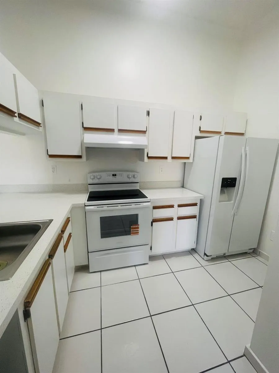 18340 Mediterranean Boulevard #2806 Hialeah, FL 33015
