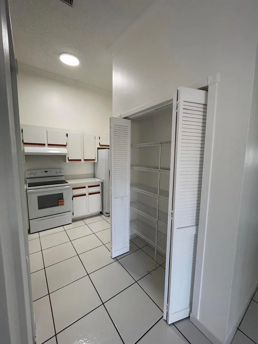 18340 Mediterranean Boulevard #2806 Hialeah, FL 33015