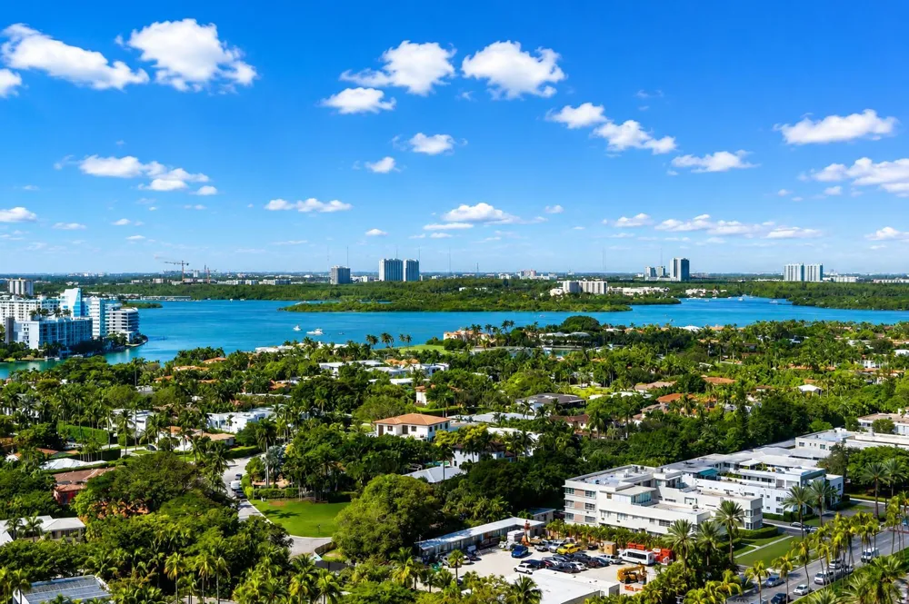 9705 Collins Avenue #1905N Bal Harbour, FL 33154