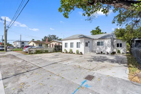 865 SE 12th Street #A