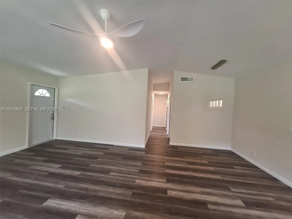 22280 Timberly Dr #22280 Boca Raton, FL 33428