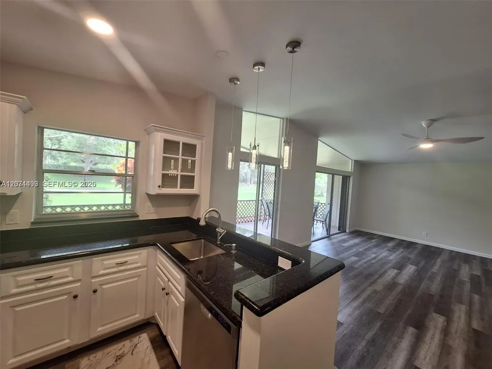 22280 Timberly Dr #22280 Boca Raton, FL 33428