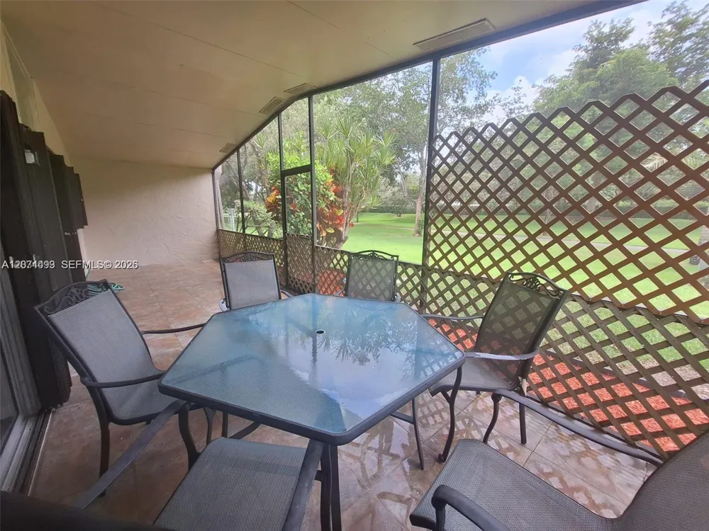 22280 Timberly Dr #22280 Boca Raton, FL 33428