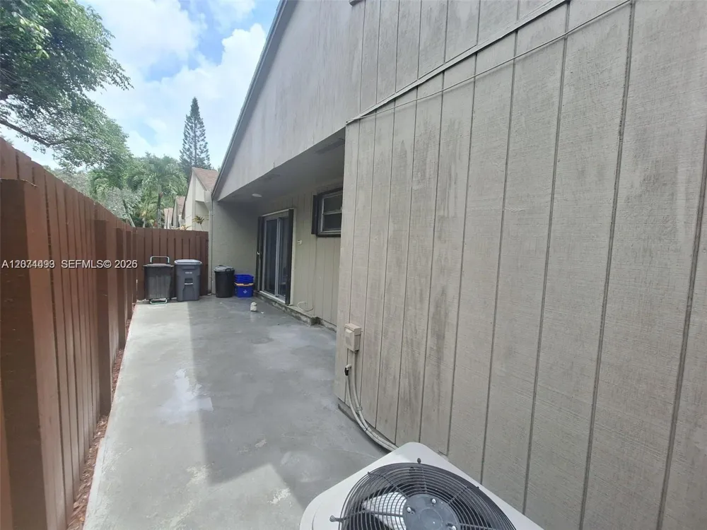 22280 Timberly Dr #22280 Boca Raton, FL 33428