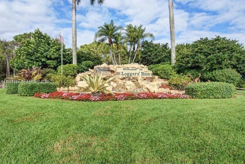 22280 Timberly Dr #22280 Boca Raton, FL 33428