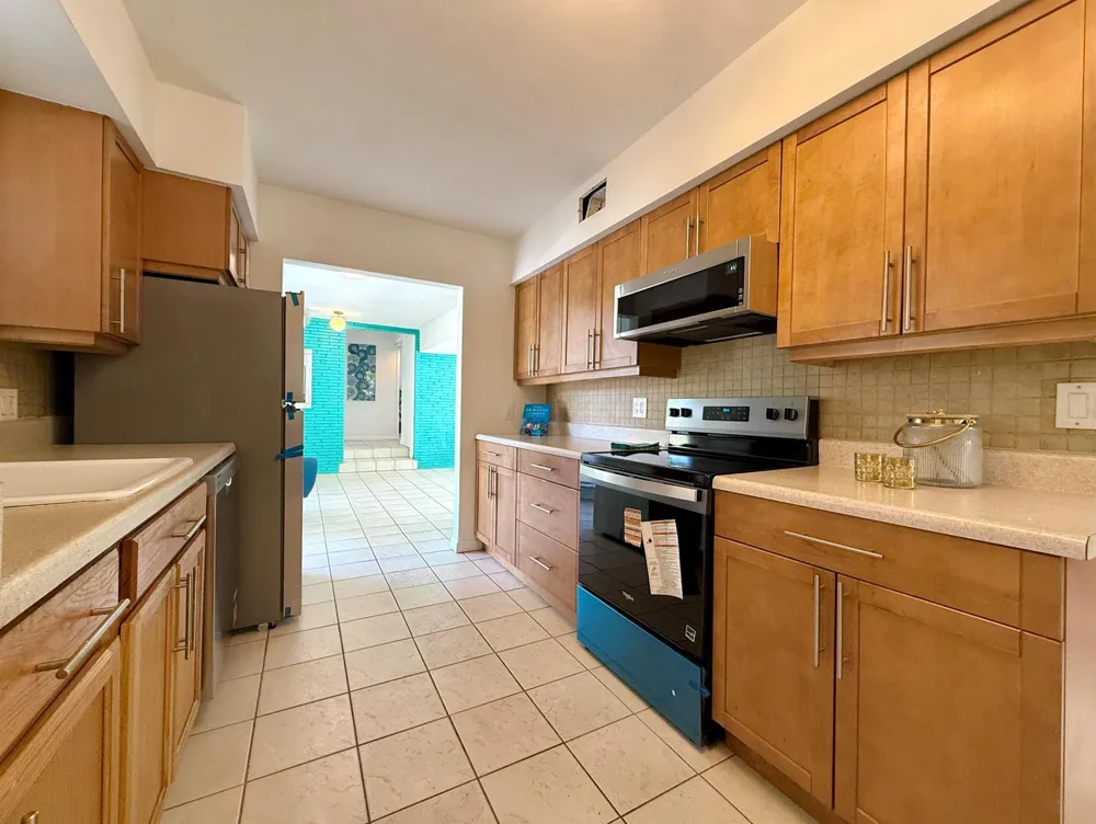 1532 NE 27TH DRIVE Wilton Manors, FL 33334