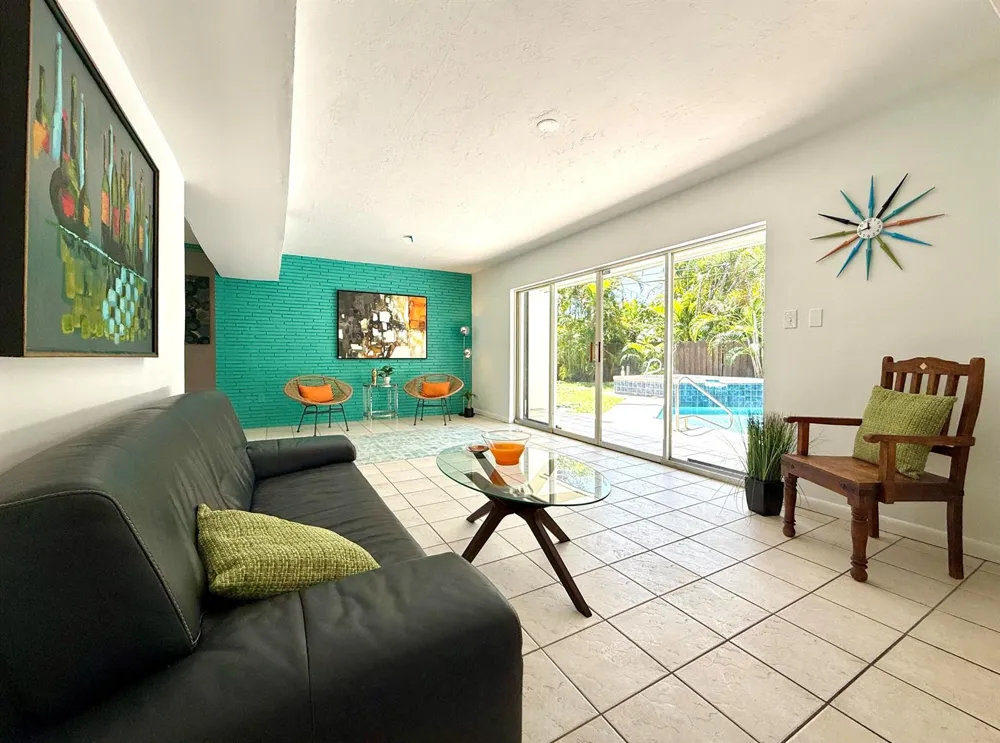 1532 NE 27TH DRIVE Wilton Manors, FL 33334