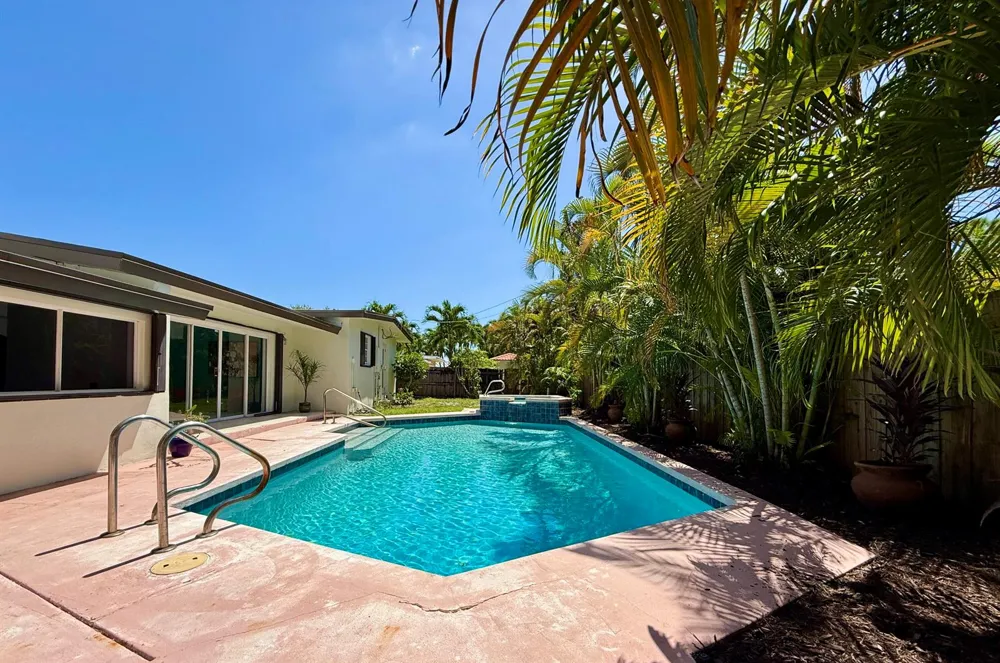 1532 NE 27TH DRIVE Wilton Manors, FL 33334