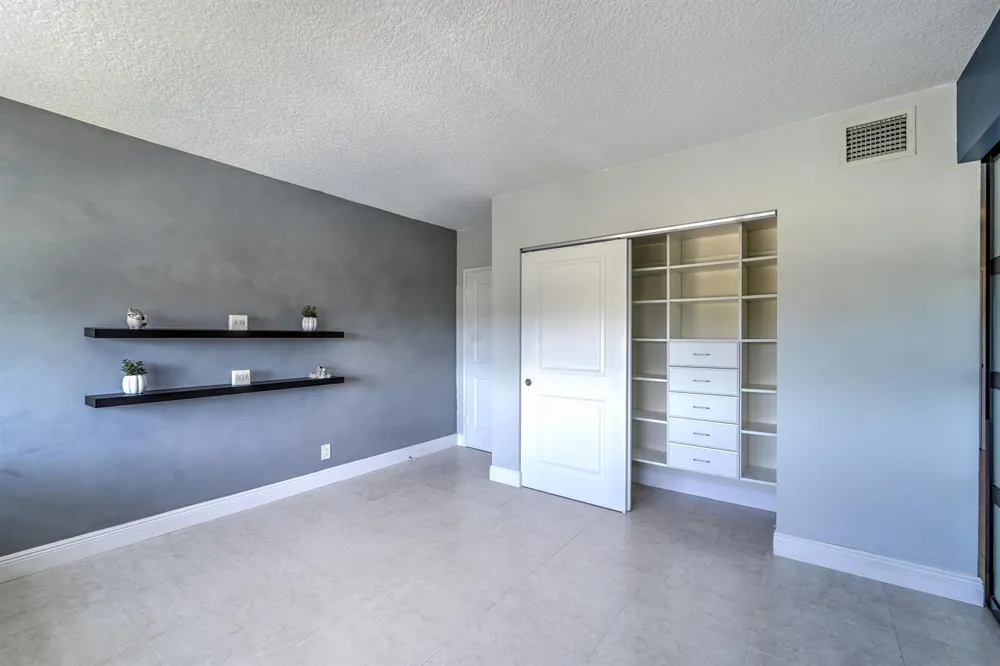 2500 E LAS OLAS BOULEVARD #403 Fort Lauderdale, FL 33301