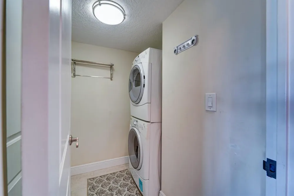 2500 E LAS OLAS BOULEVARD #403 Fort Lauderdale, FL 33301