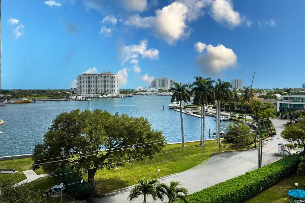 2500 E LAS OLAS BOULEVARD #403 Fort Lauderdale, FL 33301