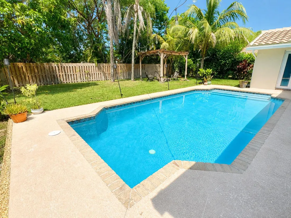 10601 NW 7TH PLACE Coral Springs, FL 33071