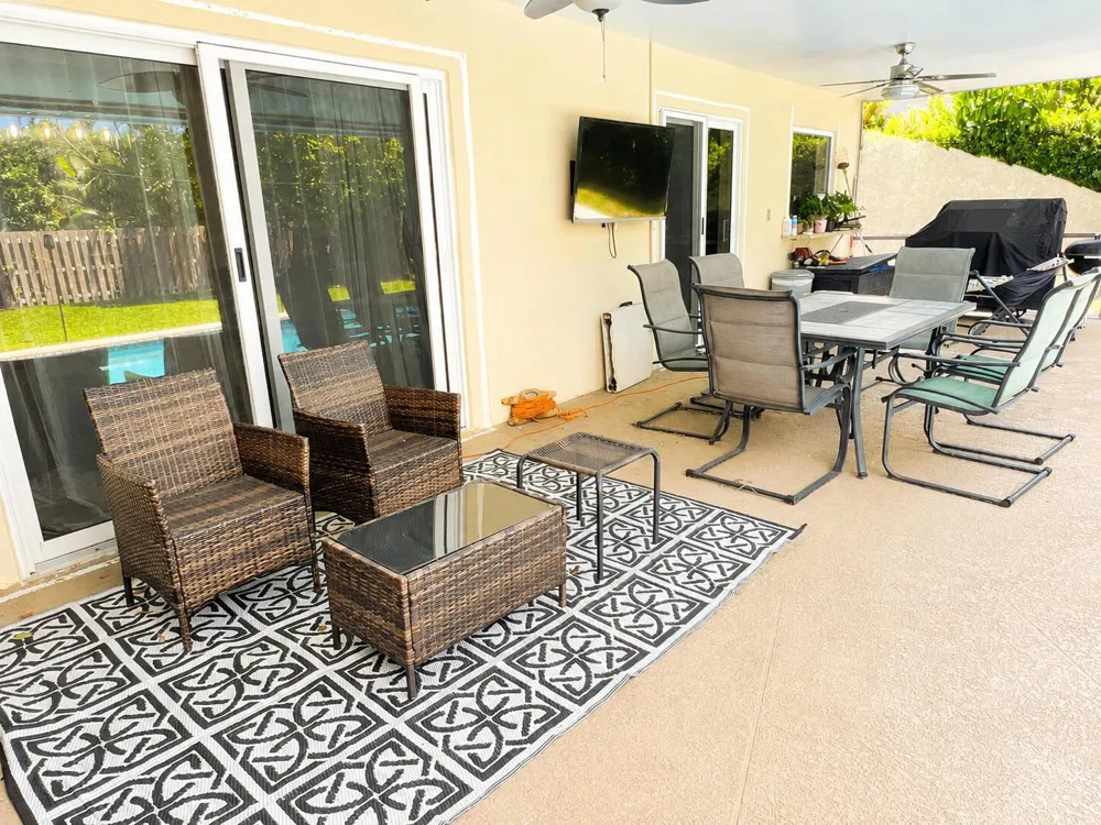 10601 NW 7TH PLACE Coral Springs, FL 33071