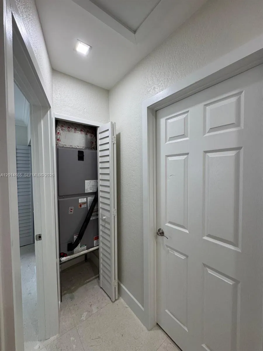 19500 SW 115th Ave Miami, FL 33157
