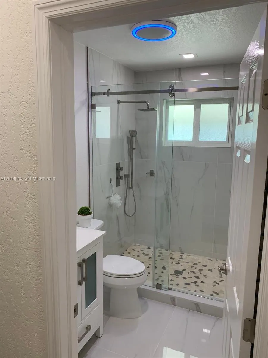 19500 SW 115th Ave Miami, FL 33157