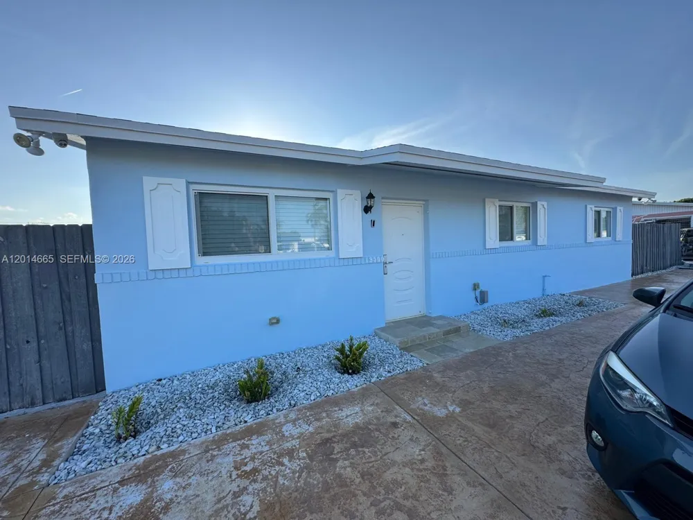 19500 SW 115th Ave Miami, FL 33157