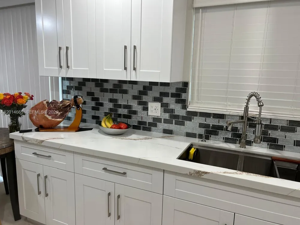 19500 SW 115th Ave Miami, FL 33157
